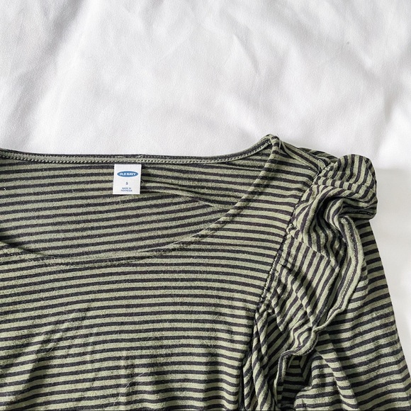 Old Navy Green Stripe Ruffle Top - Picture 2 of 3